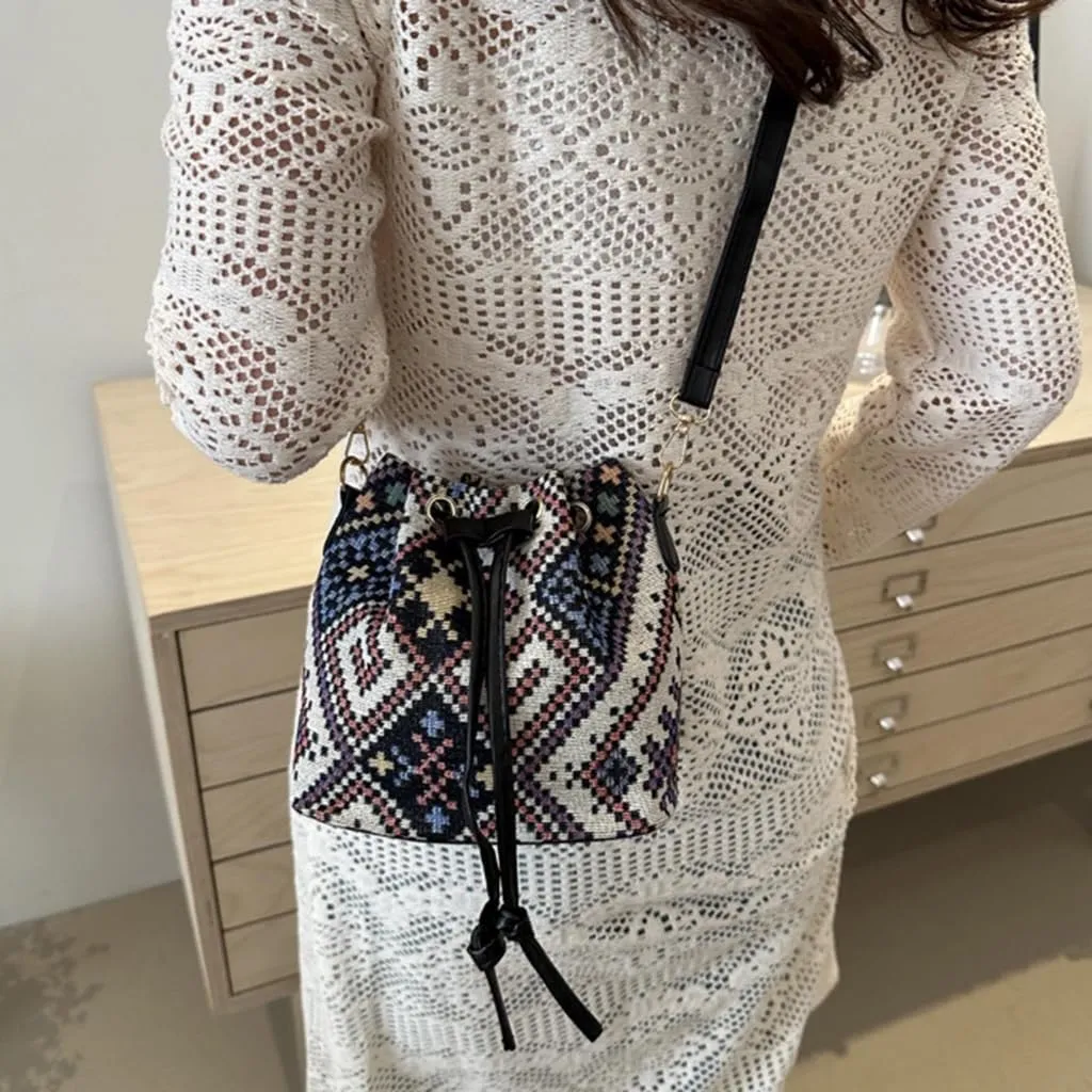 Fashion Drawstring Crossbody Bag for Women Girl Bucket Bag Canvas Shoulder Bag Female Ethnic Styles Messengers Bag