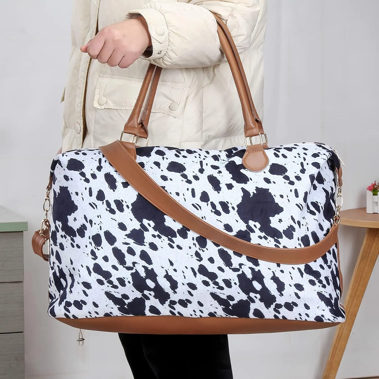 Weekender Bag Duffle Bag For Women Large Travel Tote Bag Overnight Weekend Bags With Shoulder Strap Cow Leopard Atzec